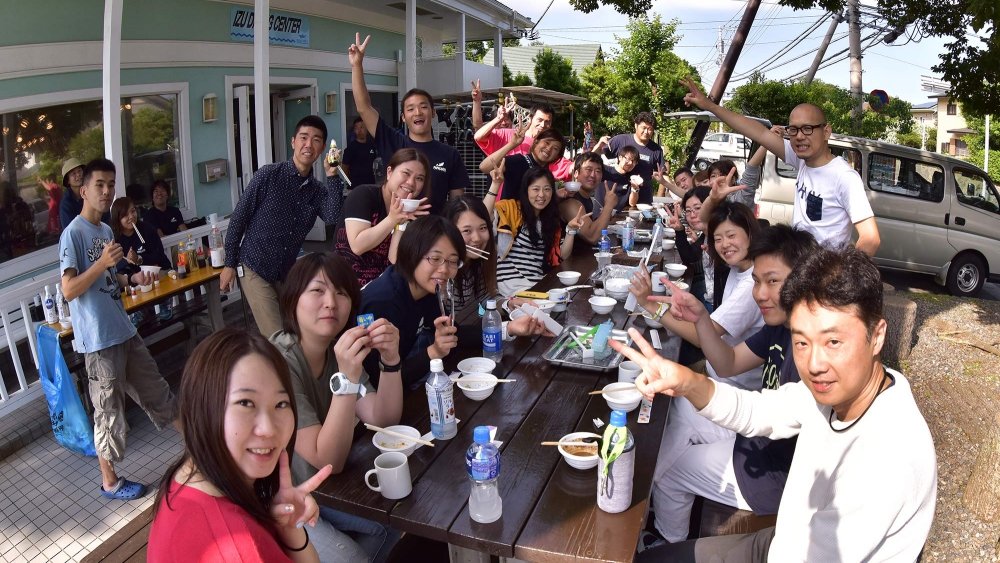 ダイビングスクールには仲間がたくさん