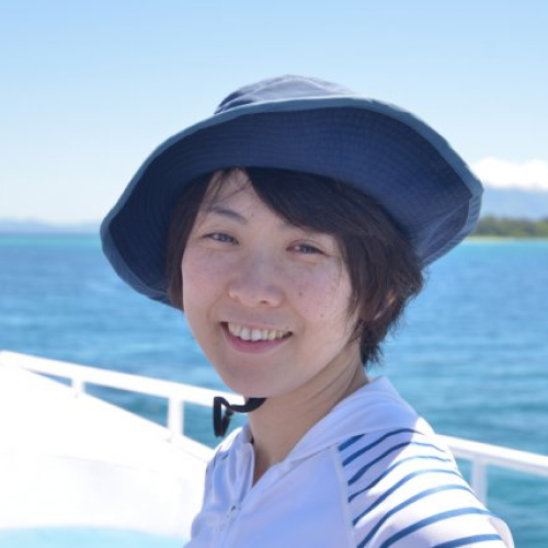 山岸 菜穂子 様