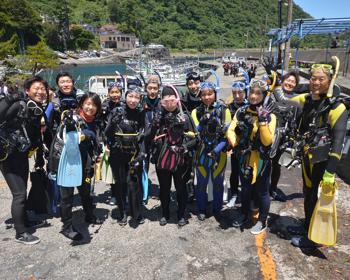 ウェットスーツの役割は？