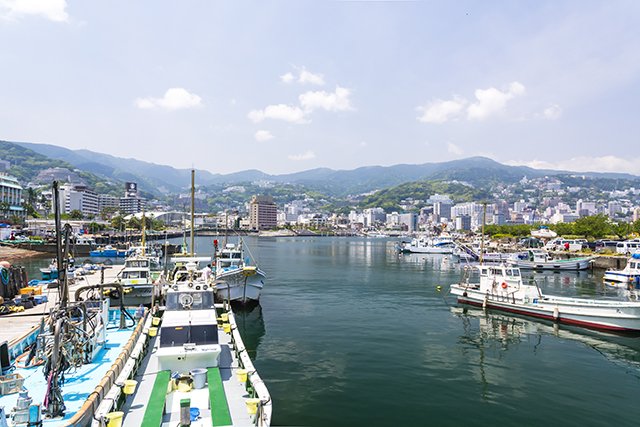 熱海の港