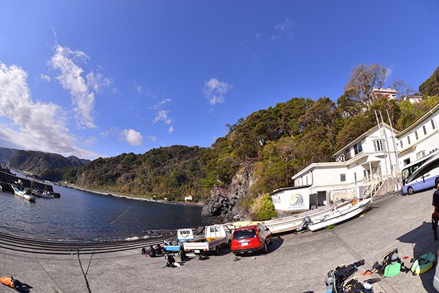 赤沢ビーチと施設
