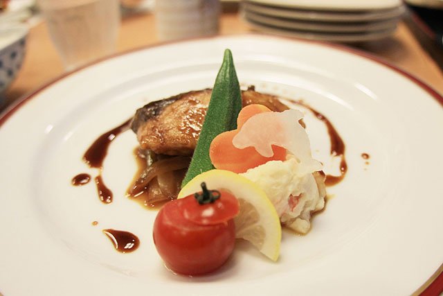 食事はちょっとおしゃれです。