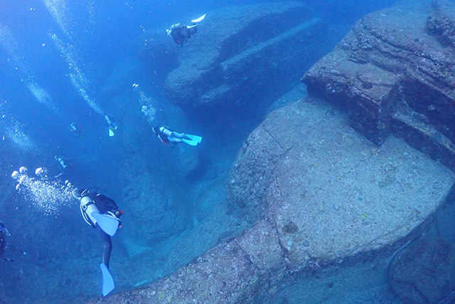不思議な地形がたくさん！