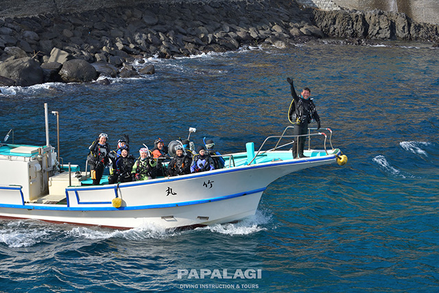 ポイントに向けて出港