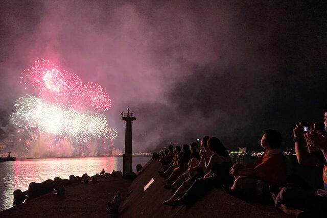 按針祭の打ち上げ花火2