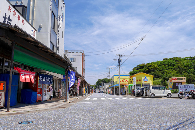 城ヶ島の食堂街