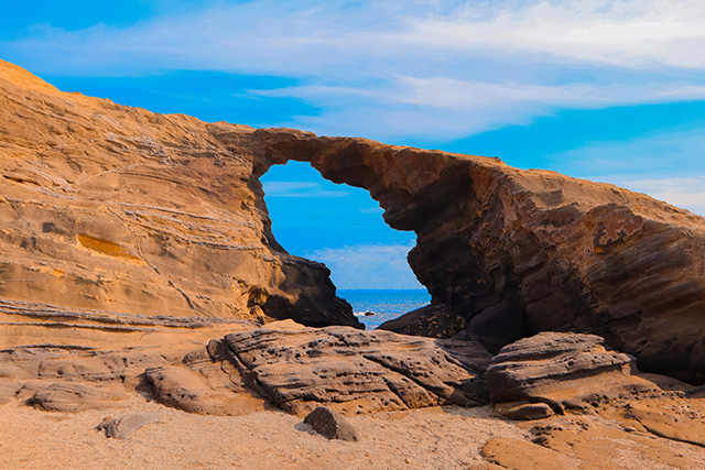 城ヶ島 馬の背洞門