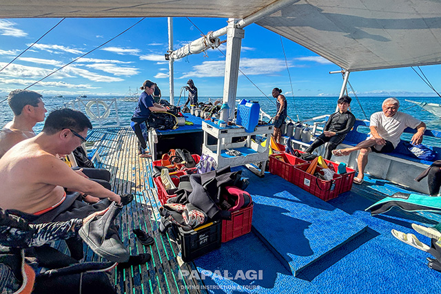 ゆったりダイビングボート