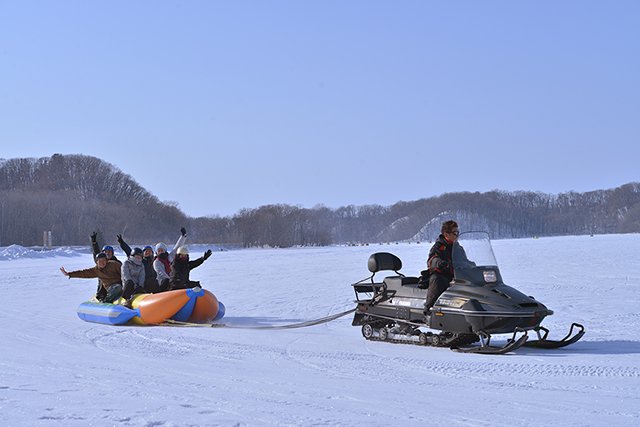 雪の上でいっぱい遊ぼう！